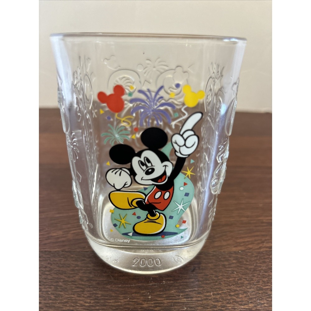 Vtg McDonalds Walt‎ Disney World 2000 Celebration Glass Mickey Magic Kingdom